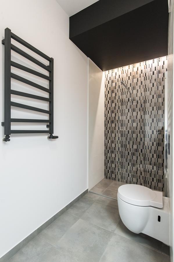 Super Apartament
