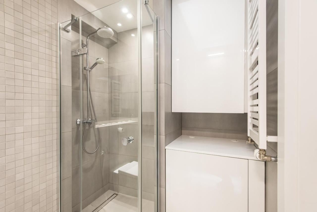Super Apartament *